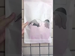 Enveloppe en papier vitreux avec poignée pour l'emballage et le magasinage