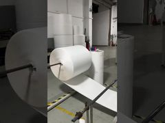 Visite de la ligne de production automatisée d’une usine moderne