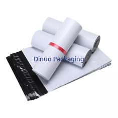Noir blanc de sac de Polymailer d'enveloppe réutilisée imprimé par coutume pour l'expédition exprès de courrier