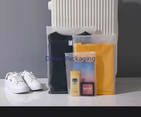 Sacs à fermeture à glissière CPE recyclables 22um - 150um en couleurs personnalisées