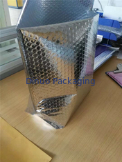 Le grand volume tiennent la ride métallique de papier d'aluminium de #C de l'argent 145x210mm d'annonces de bulle résistante