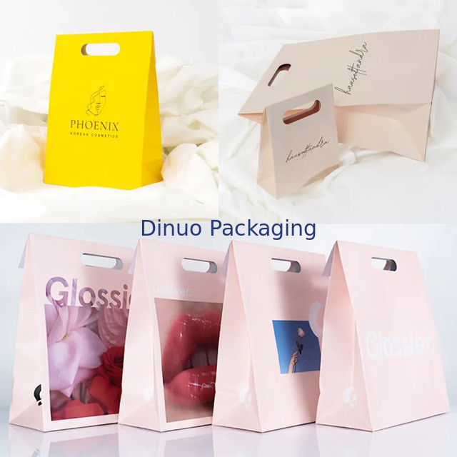 Emballage de vêtements Manche à découpe à découpe magasinage Sac en papier kraft sac cadeau jaune personnalisé