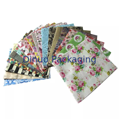 Enveloppe de papier de soie de fond double couleur vichy à pois pour vernis à ongles boîte à chaussures