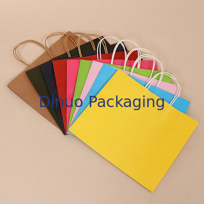 Sac fait sur commande d'emballage de cadeau de Logo Printing Reusable Kraft Paper avec la poignée