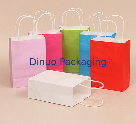 Sac fait sur commande d'emballage de cadeau de Logo Printing Reusable Kraft Paper avec la poignée