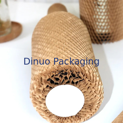 Le papier d'emballage compostable de nid d'abeilles pour l'amortissement de vin enveloppent le petit pain de papier