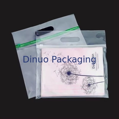 Impression personnalisée Sacs en plastique à fermeture à glissière ré-fermables respectueux de l'environnement avec poignée pour vêtements Sacs d'emballage