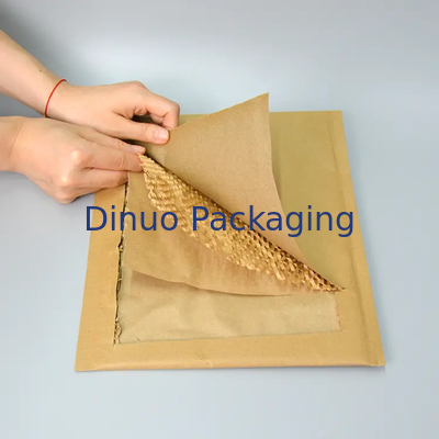 Mailer de papier rembourrée résistant à l'eau conçu pour répondre aux normes USPS de transport maritime Emballage pour l'envoi d'affaires