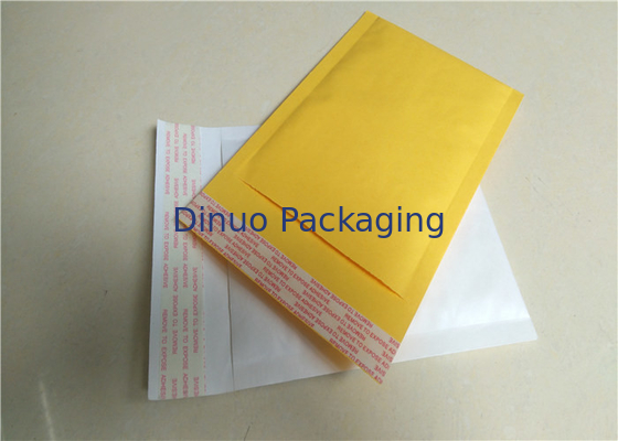 Annonces de bulle de Papier d'emballage de la taille 4 d'expédition, enveloppes de expédition blanches/jaune 9,5" X14 »