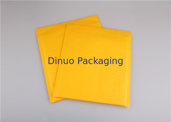 Enveloppes écologiques d'expédition de Papier d'emballage avec la taille faite sur commande intérieure d'enveloppe de bulle