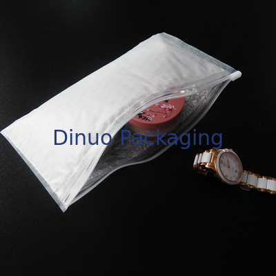 Le PE transparent capitonné avec la fermeture éclair de bulle met en sac la taille adaptée aux besoins du client par poche de déplacement de bijoux précieux