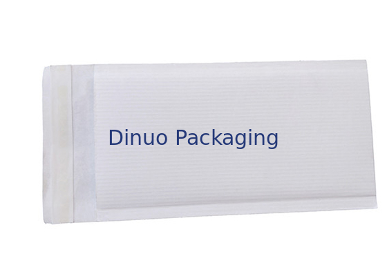 Enveloppes ondulées adaptées aux besoins du client de Papier d'emballage de logo 150*220mm pour des cadeaux