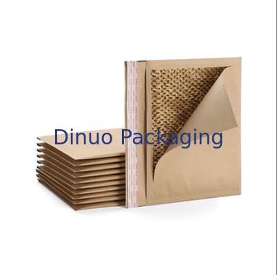 Les enveloppes ridées par Papier d'emballage formées cellulaires ont capitonné le papier de nid d'abeilles pour l'expédition